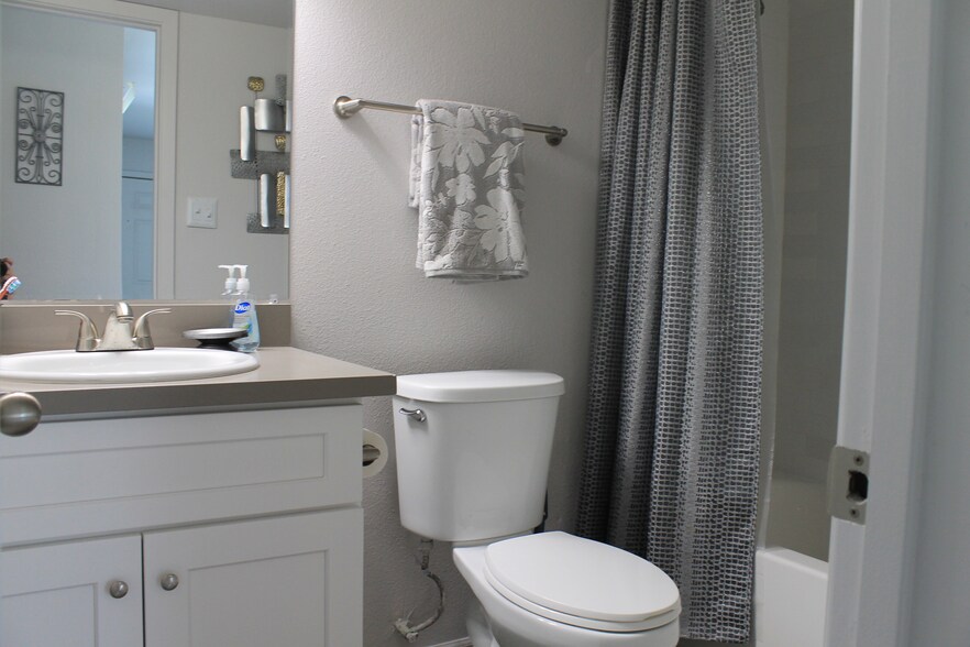 More Photos Of 3619 Texas St, Lake Charles Apartments For Sale