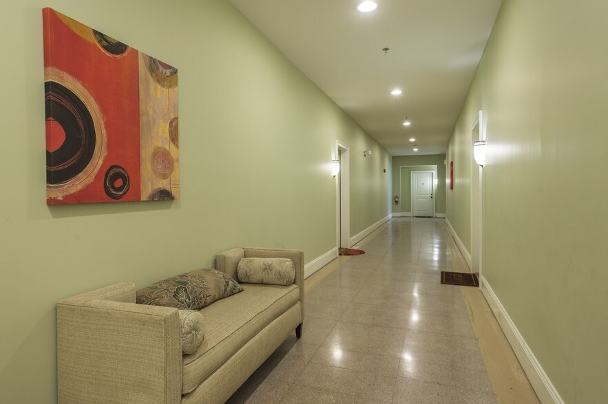 More Photos Of 28 Chestnut St, Foxborough Apartments For Sale