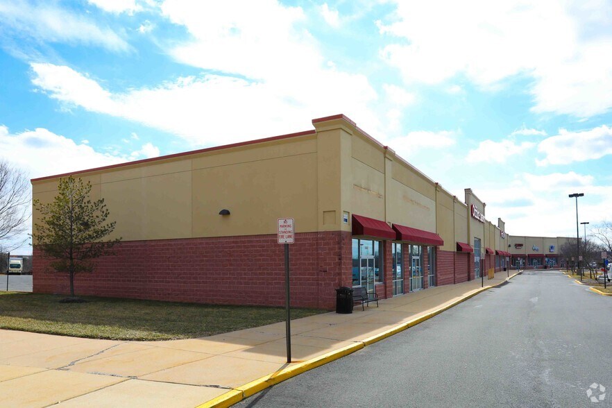 More Photos Of 14401-14423 Chantilly Crossing Ln, Chantilly General Retail For Lease