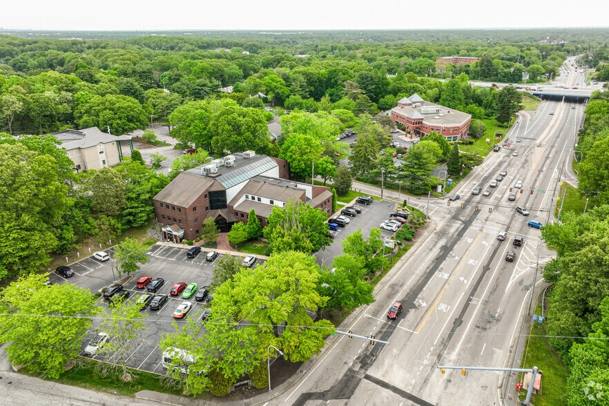 More Photos Of 535 Centerville Rd, Warwick Office For Lease