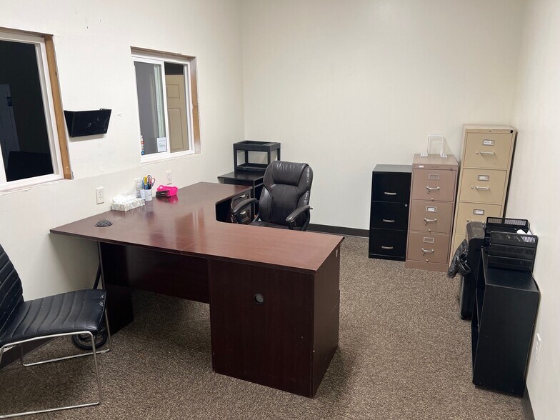 More Photos Of 2150 Greenbrier St, Charleston Office For Sale