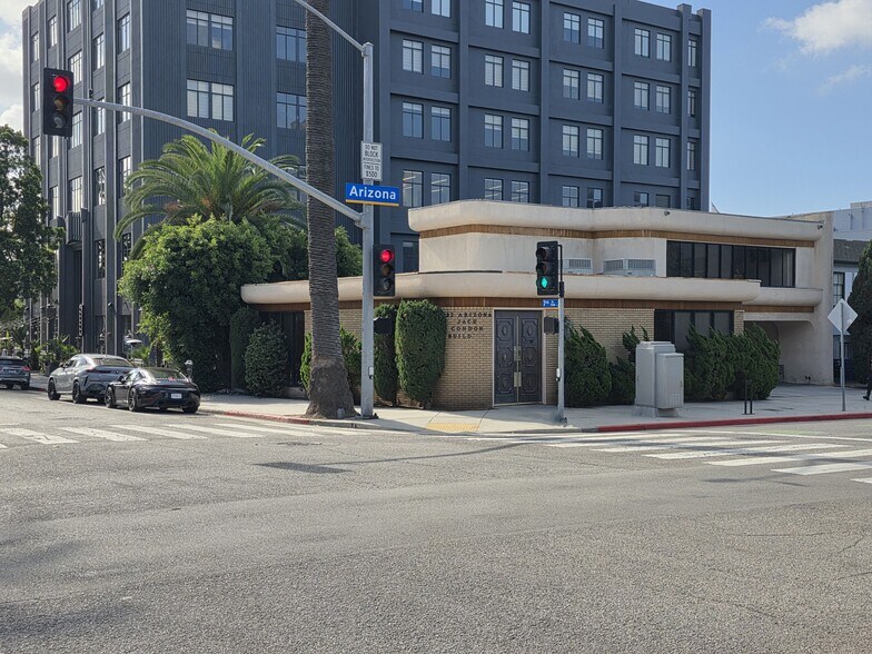 More Photos Of 632 Arizona Ave, Santa Monica Office For Lease