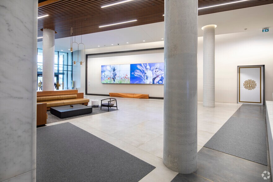More Photos Of 130 Queens Quay E, Toronto Office For Lease
