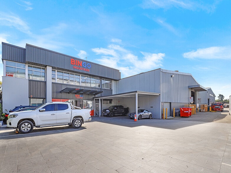 More Photos Of 305 Parramatta Rd, Auburn Warehouse For Lease