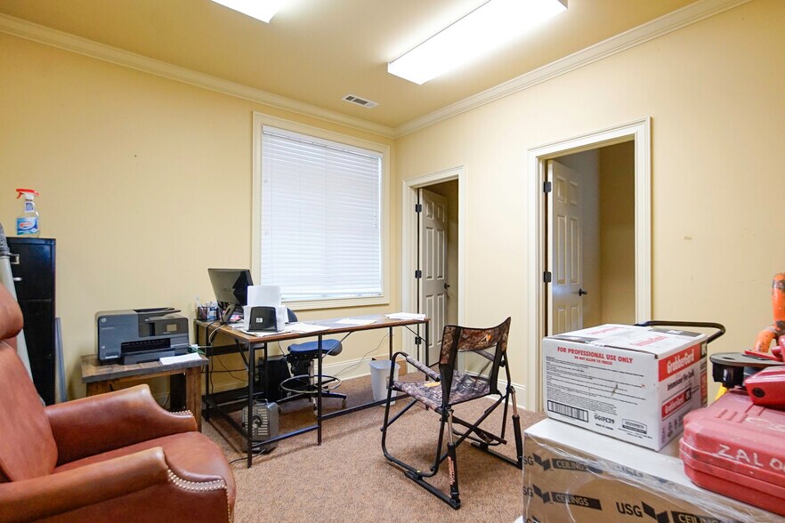 More Photos Of 110 Harmony Crossing, Eatonton Medical For Lease