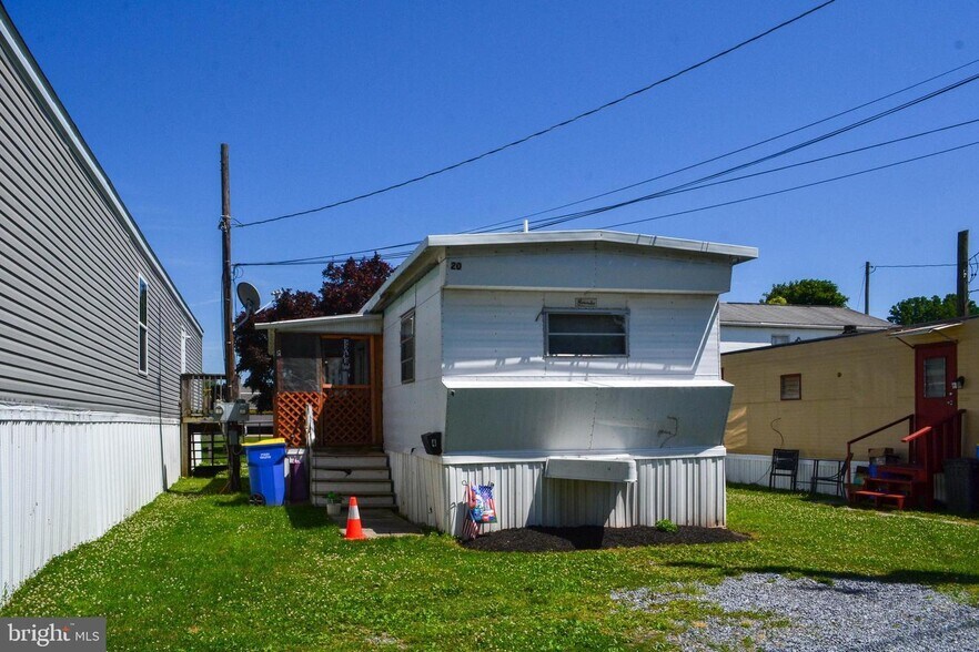 More Photos Of 122 State St, Middletown Manufactured Housing Mobile Home Park For Sale
