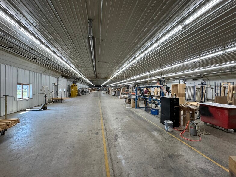 More Photos Of 1300 W Taylor St, Merrill Industrial For Sale