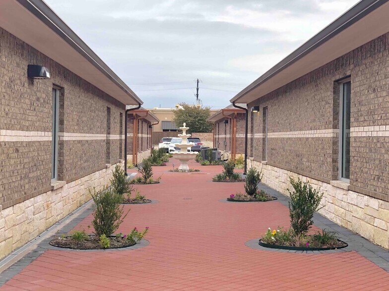 More Photos Of 4433 Punjab Way, Frisco Medical For Lease