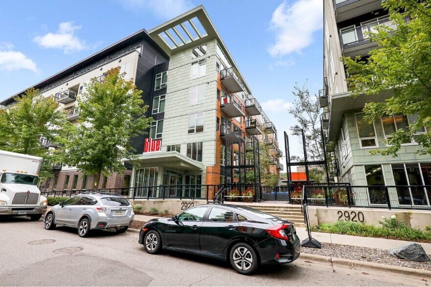 More Photos Of 2922 Aldrich Ave S, Minneapolis Apartments For Lease