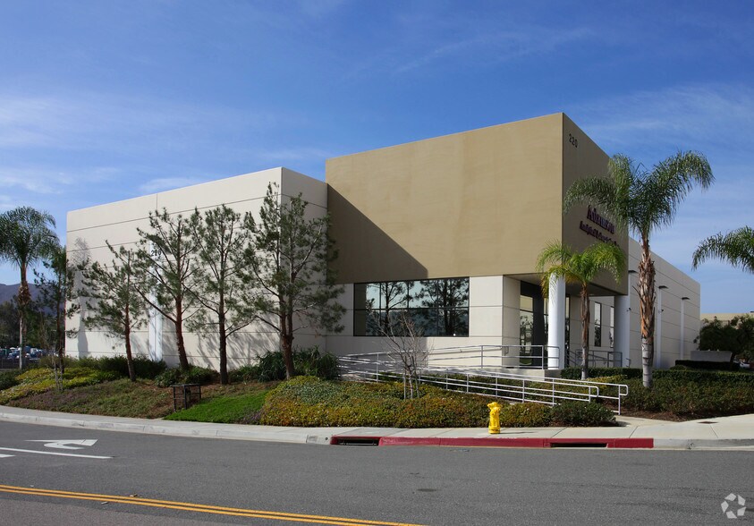 More Photos Of 220 Crouse Dr, Corona Warehouse For Lease