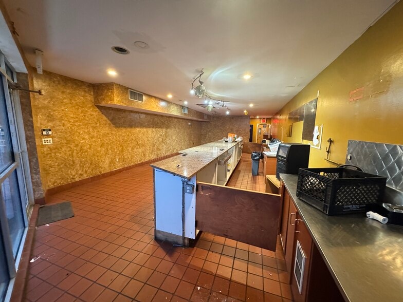 More Photos Of 1144 Hylan Blvd, Staten Island Storefront For Lease