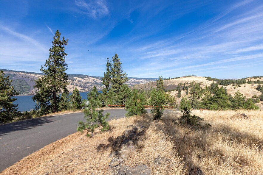 More Photos Of 371 Ponderosa Place, Mosier Land For Sale