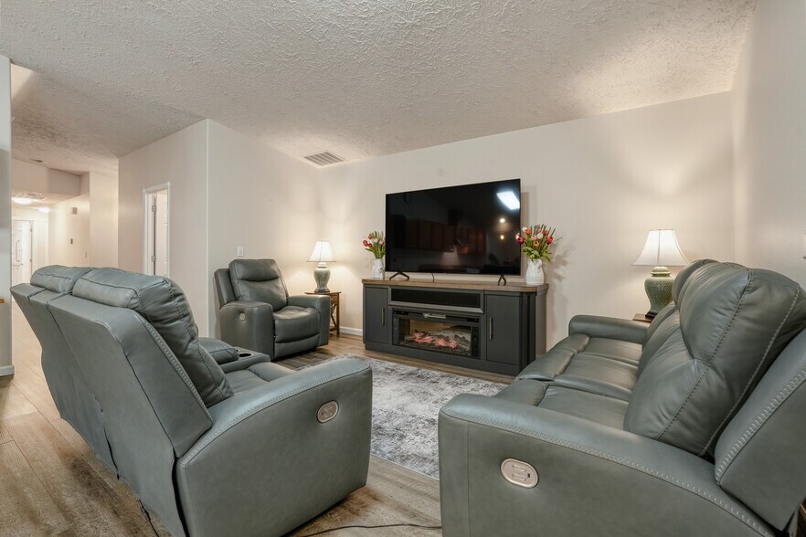 More Photos Of 810 NE 167th Ave, Vancouver Assisted Living For Sale