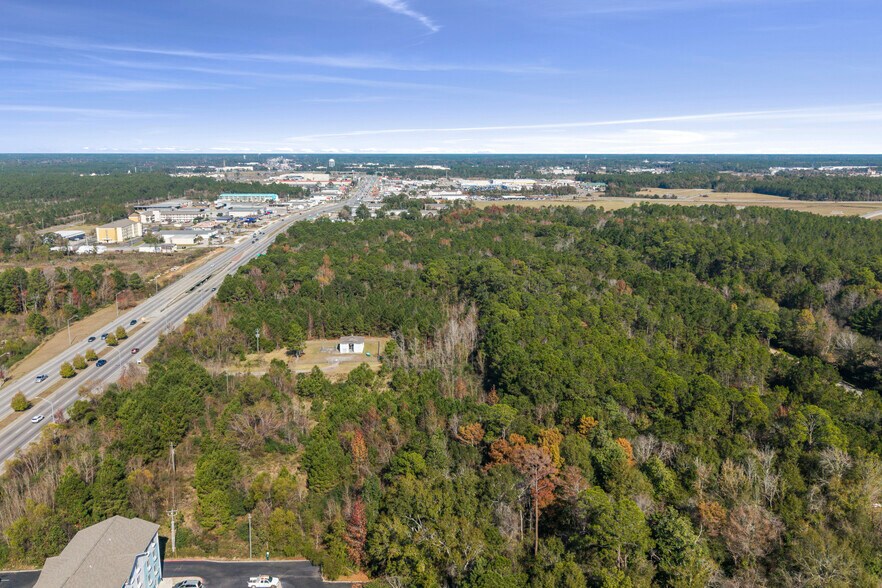 More Photos Of 15237 Russell Blvd, Gulfport Auto Salvage Facility For Sale