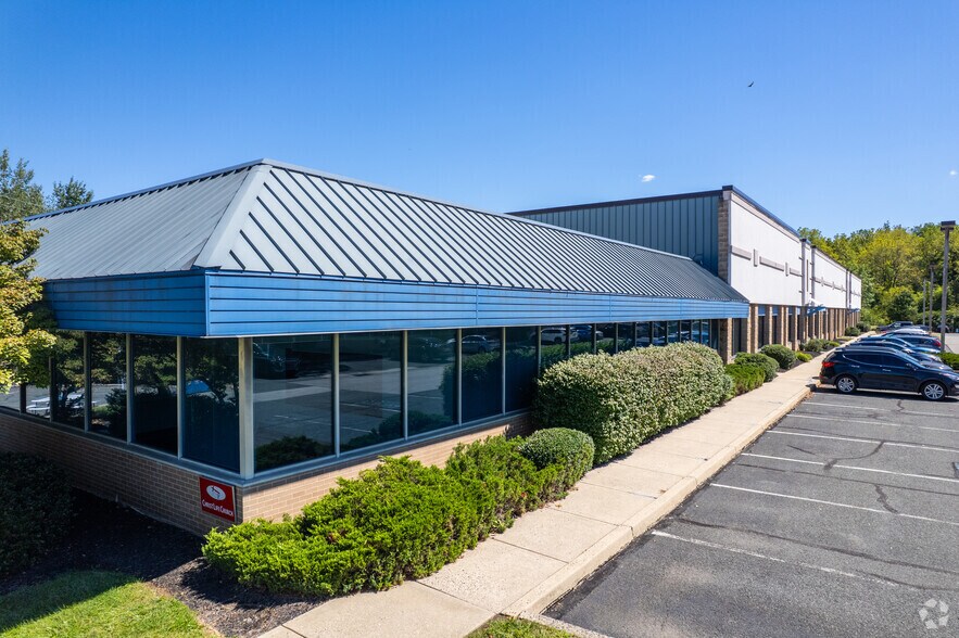 More Photos Of 4110 Butler Pike, Plymouth Meeting Light Manufacturing For Lease