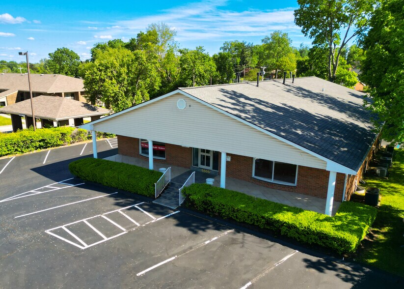 Primary Photo Of 216 E Reynolds Rd, Lexington Office For Lease