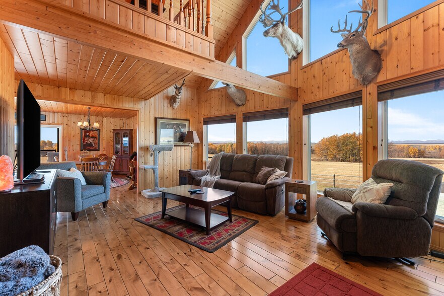More Photos Of 3245 Township Road 292, Madden Horse Stables For Sale