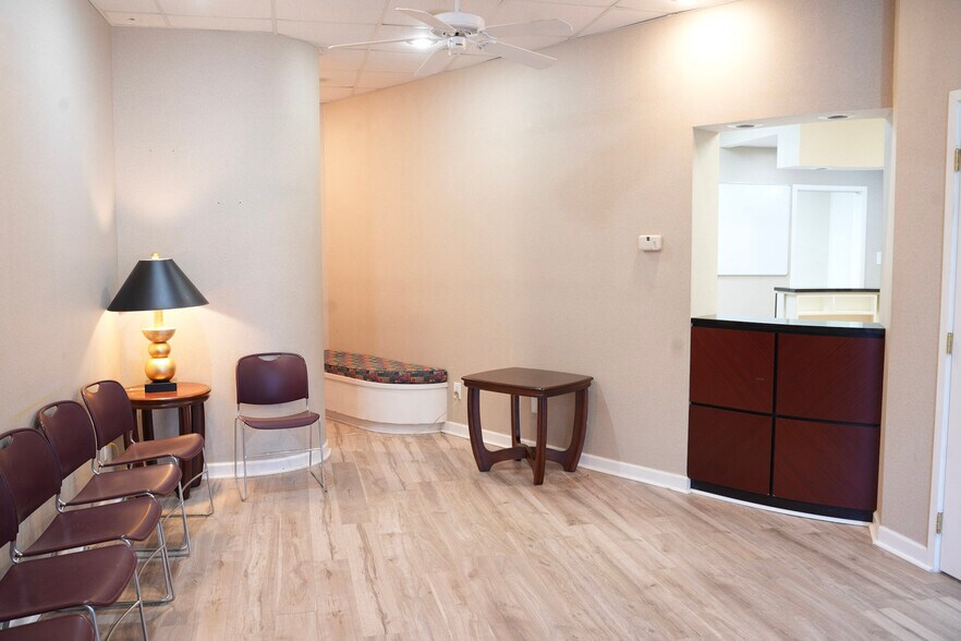 More Photos Of 319 N Pine St, Spartanburg Medical For Lease