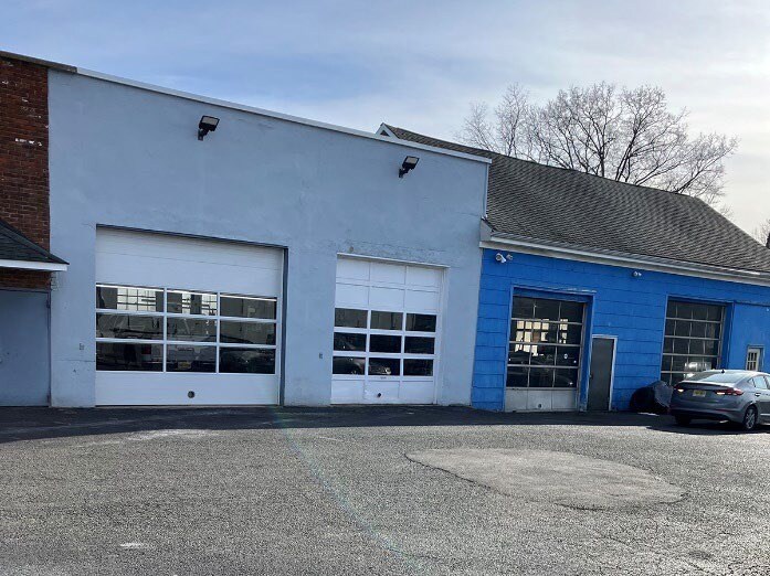 More Photos Of 704 Clinton Ave, South Plainfield Auto Repair For Lease