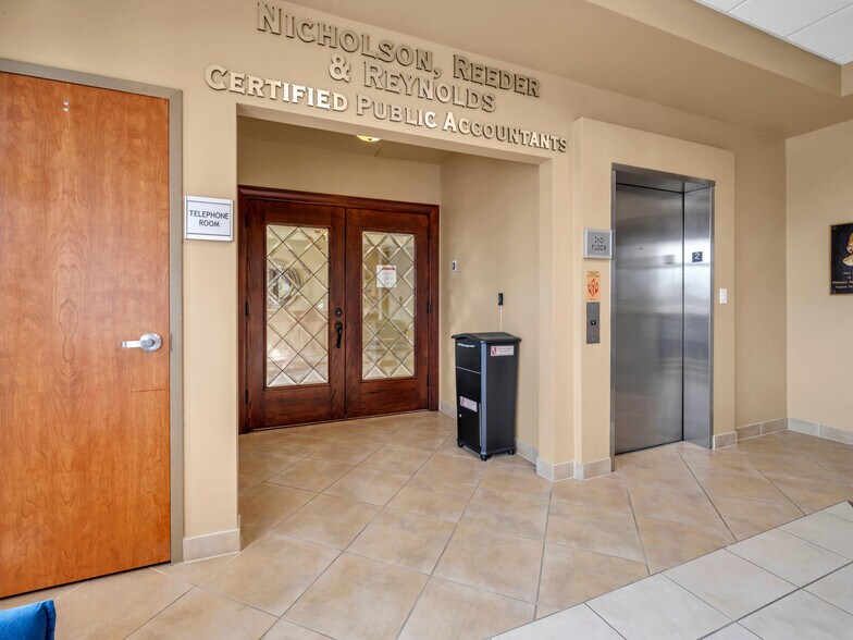 More Photos Of 4635 Gulfstarr Dr, Destin Medical For Sale