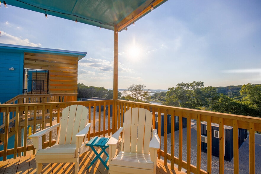 More Photos Of 420 Simon Crest, Canyon Lake Hospitality For Sale