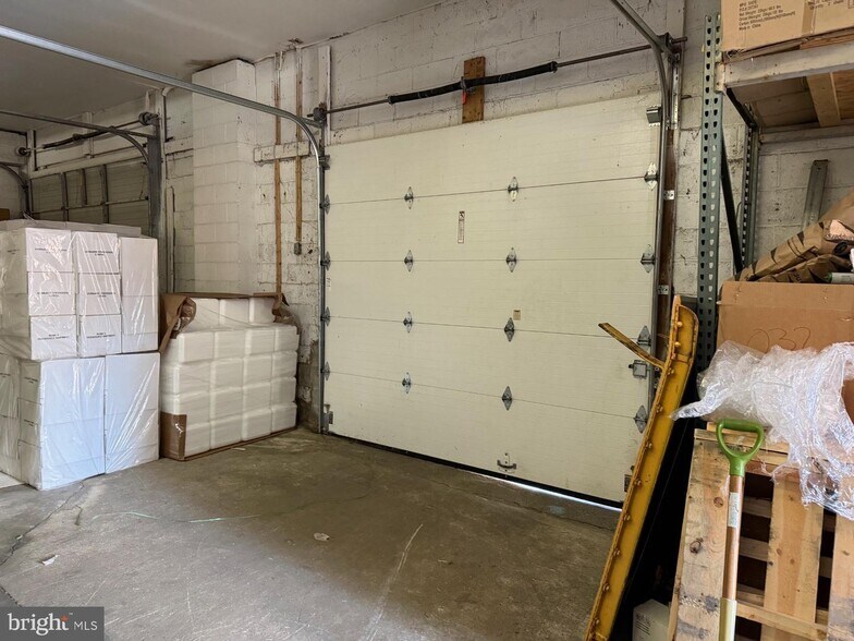 More Photos Of 7 Cherry St, Pedricktown Warehouse For Sale
