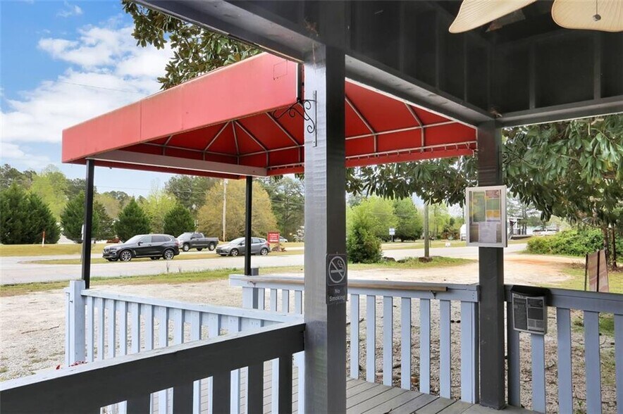 More Photos Of 8095 Keowee School Rd, Seneca Storefront Retail Residential For Sale