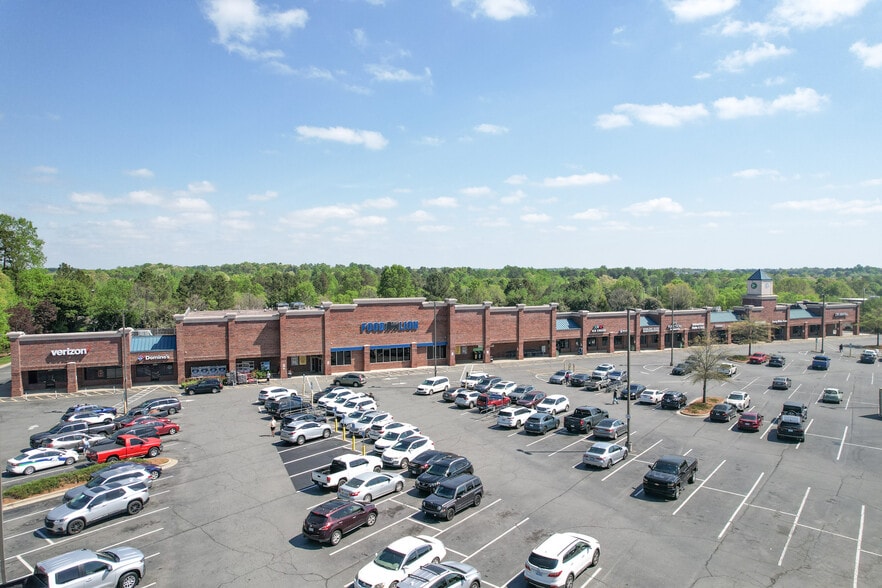 Primary Photo Of 6307 Burlington Rd, Whitsett General Retail For Lease