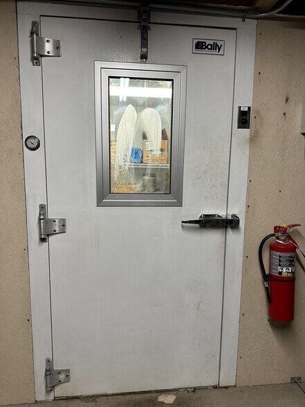 More Photos Of 1 Public Sq, Holley Apartments For Sale