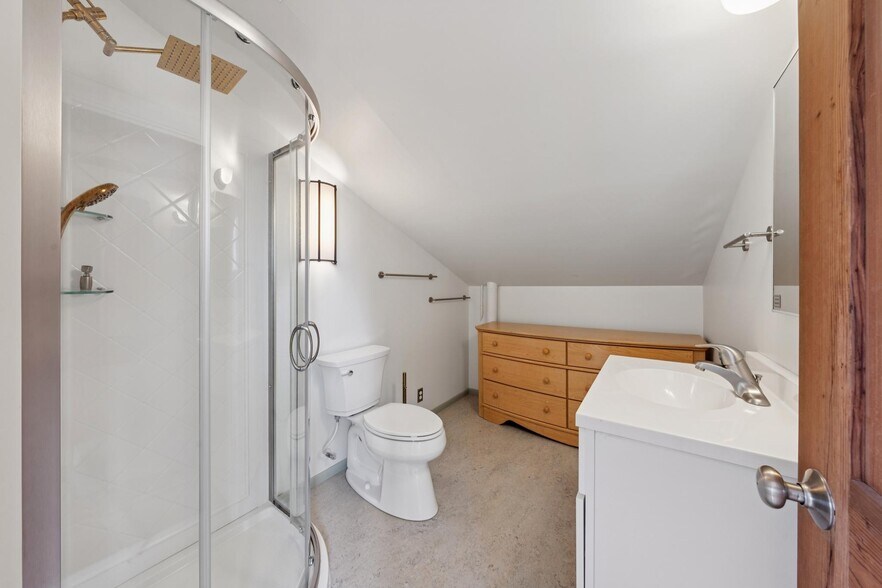 More Photos Of 253 S 25th St, Richmond Flex For Sale