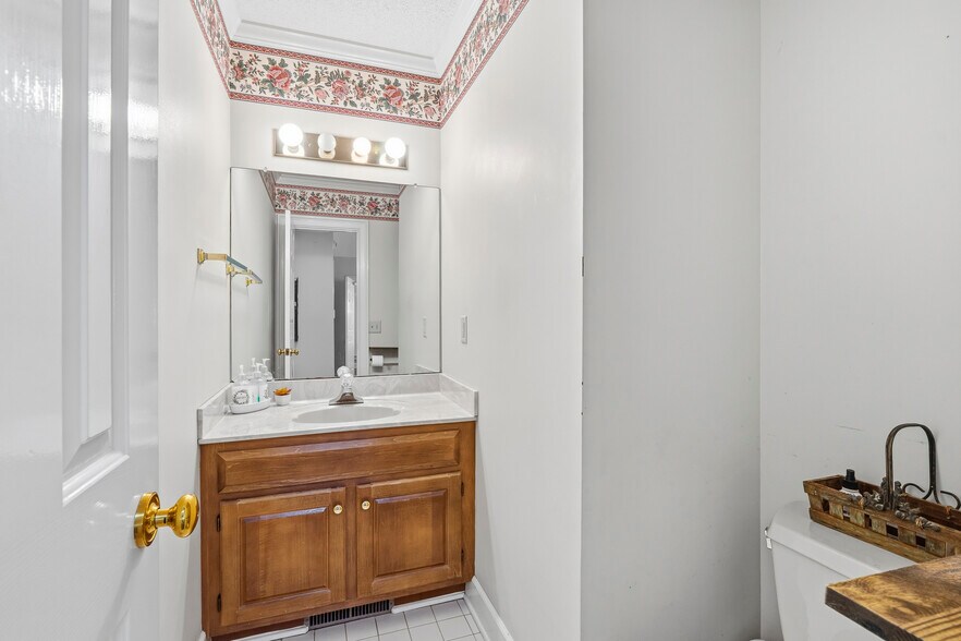 More Photos Of 3357 Vineville Ave, Macon-Bibb Office Residential For Sale