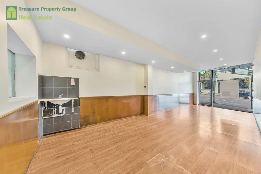 Primary Photo Of 272-276 Cleveland Ave, Surry Hills Apartments For Lease