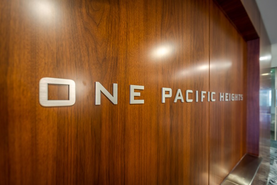 More Photos Of 9920 Pacific Heights Blvd, San Diego Office For Lease