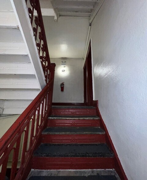 More Photos Of 2408 Clarendon Rd, Brooklyn Apartments For Sale