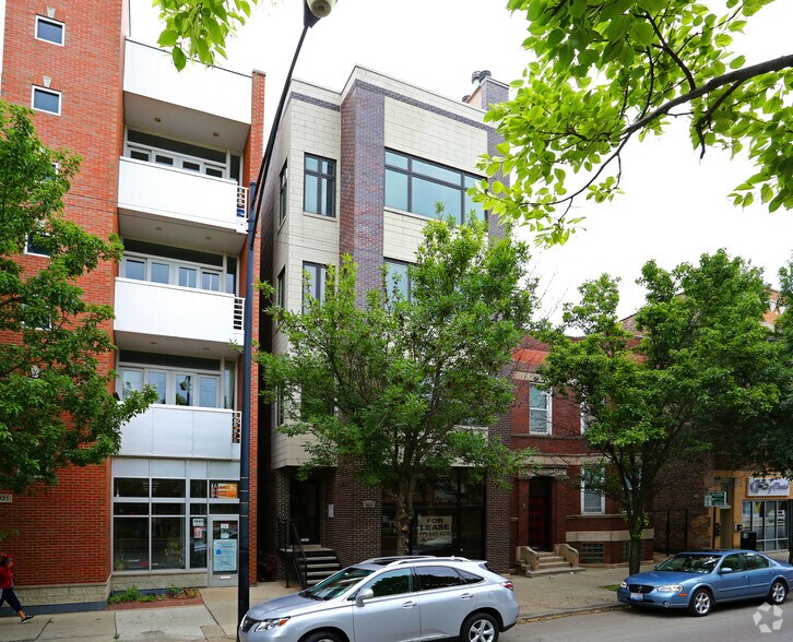 More Photos Of 3923 N Ashland Ave, Chicago Office For Sale