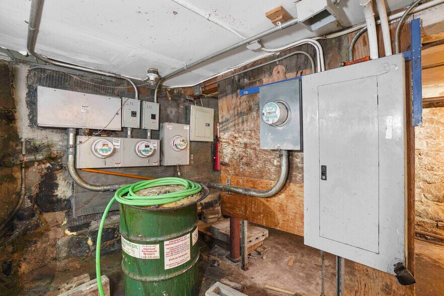 More Photos Of 296 Grand St, Brooklyn Apartments For Sale