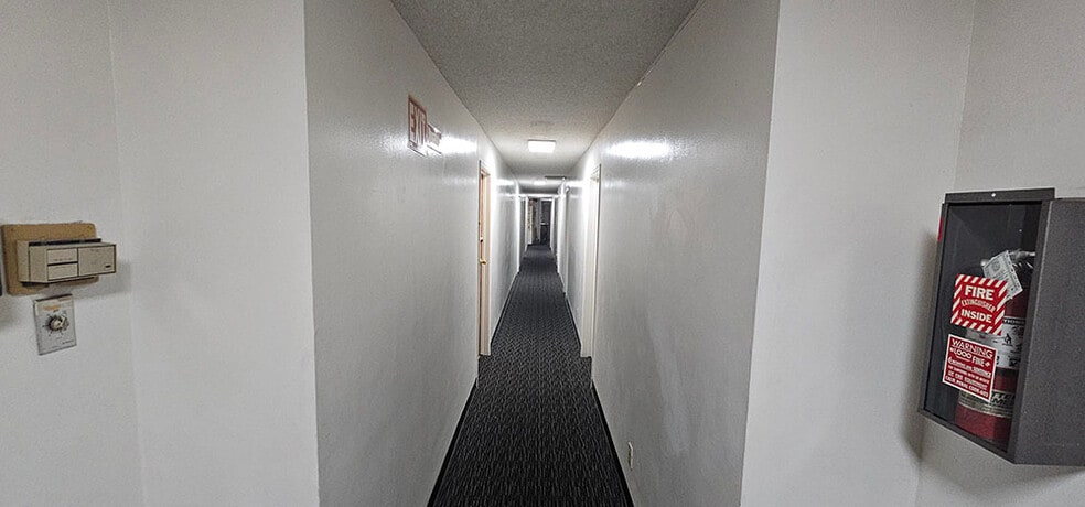 More Photos Of 2836 W 8th St, Los Angeles Office Residential For Sale