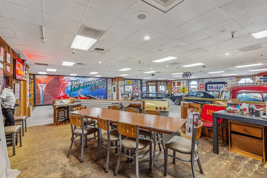 More Photos Of 417 24th St SW, Jamestown General Retail For Sale