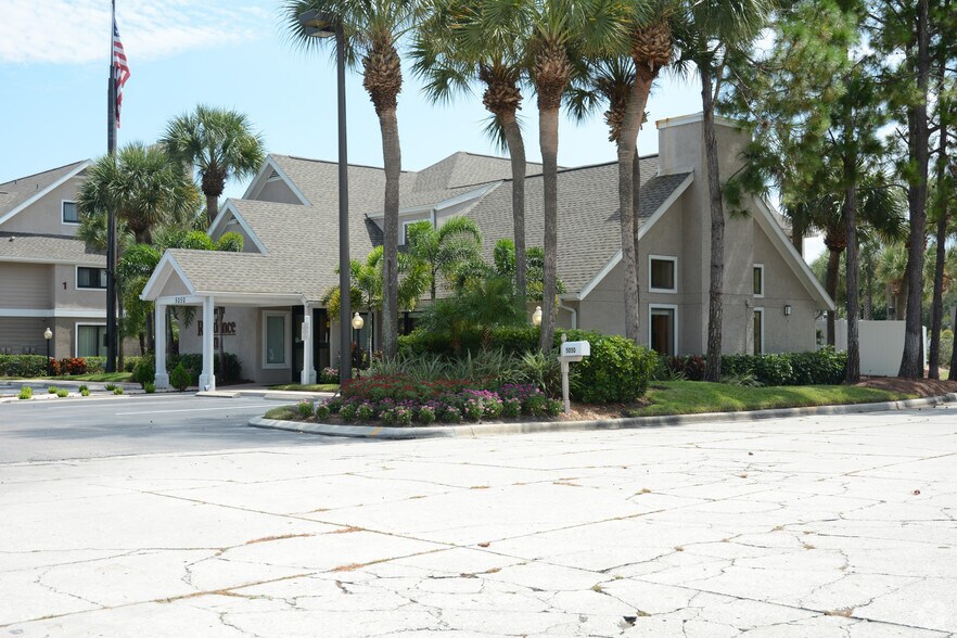 More Photos Of 13200 49th St N, Clearwater Apartments For Lease