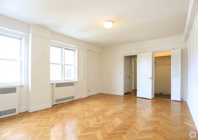 More Photos Of 2-24 Chase Rd, Scarsdale Apartments For Lease