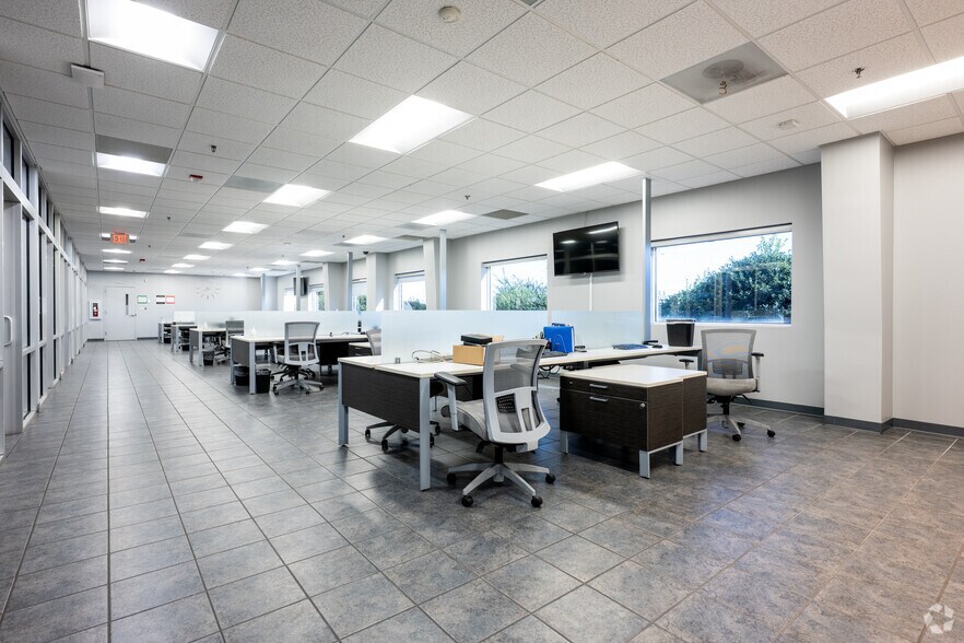 More Photos Of 100 Morgan Olson Way, Ringgold Manufacturing For Sale