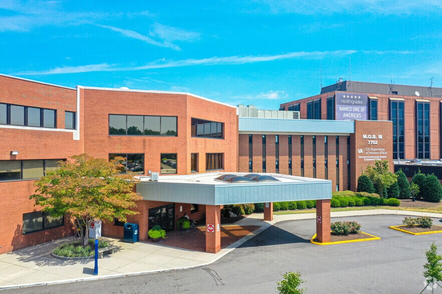 More Photos Of 7702 E Parham Rd, Richmond Medical For Lease