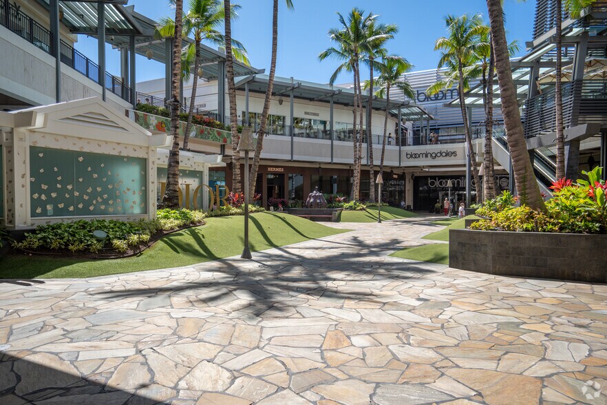 More Photos Of 1450 Ala Moana Blvd, Honolulu General Retail For Lease