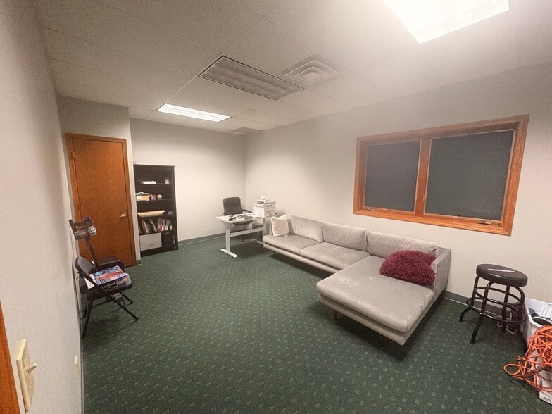 More Photos Of 37140-37190 Sugar Ridge Rd, North Ridgeville Light Manufacturing For Lease