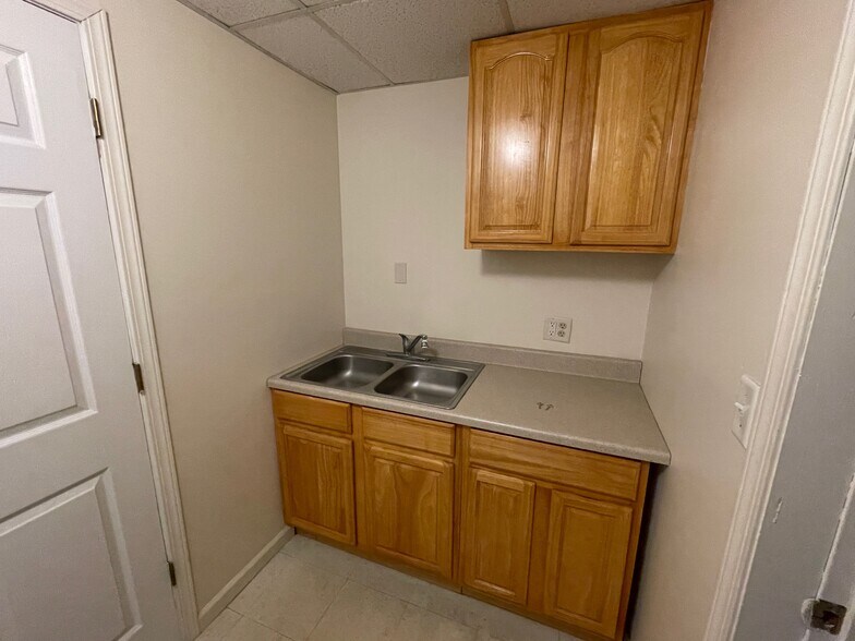 More Photos Of 321 Grove City Rd, Slippery Rock Apartments For Sale
