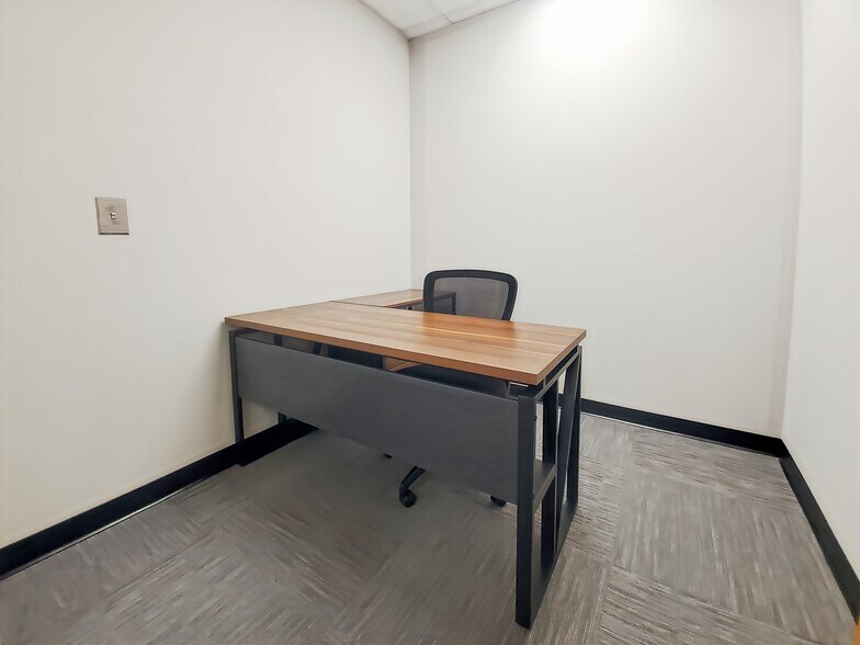 More Photos Of 4690 Millennium Dr, Belcamp Coworking Space