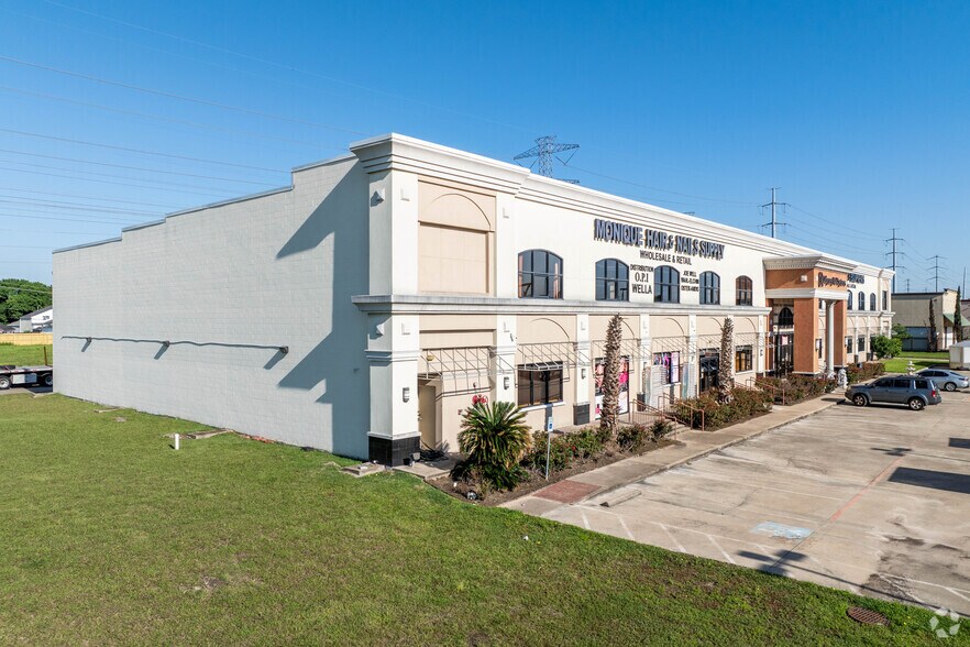 Primary Photo Of 6498 Wilcrest Dr, Houston Office For Sale