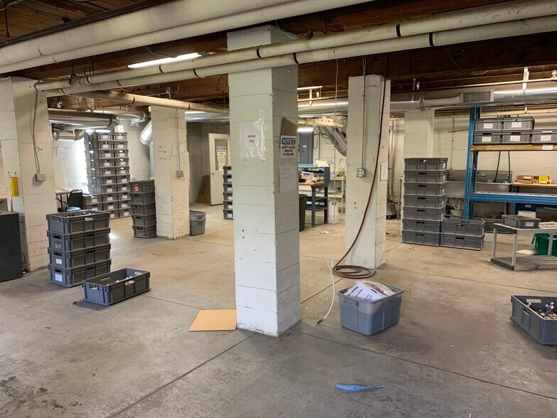 More Photos Of 218 Jones Dr, Brandon Industrial For Sale