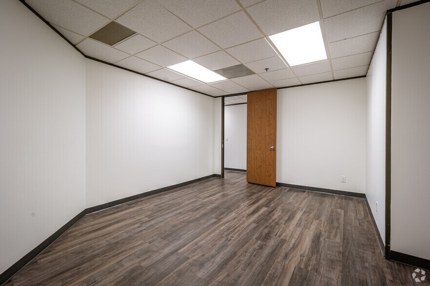 More Photos Of 2646 S Loop W, Houston Medical For Lease