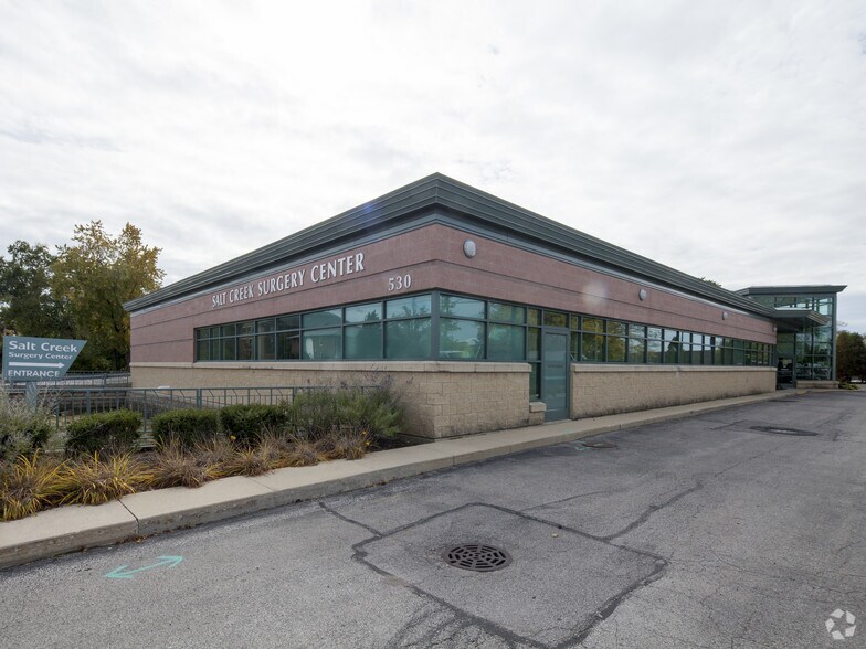 More Photos Of 530 N Cass Ave, Westmont Medical For Lease